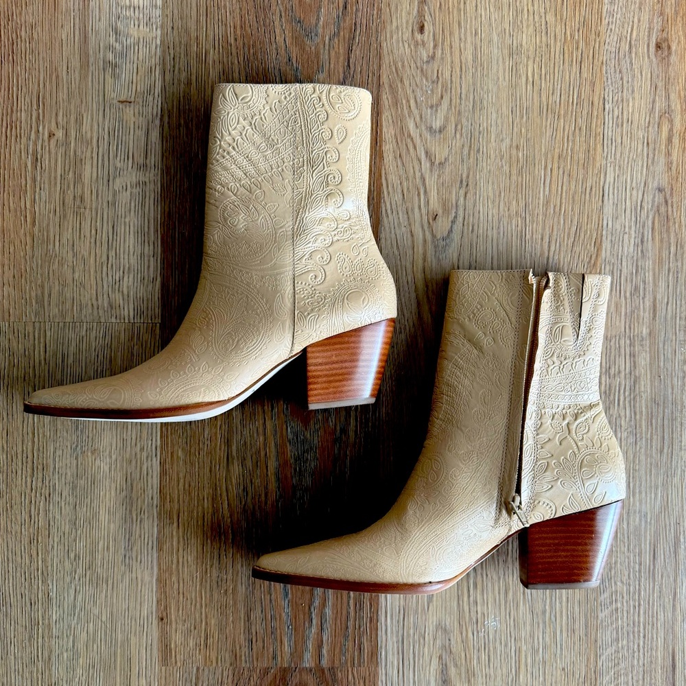 Matisse Caty Boot Western Paisley Embossed Leather